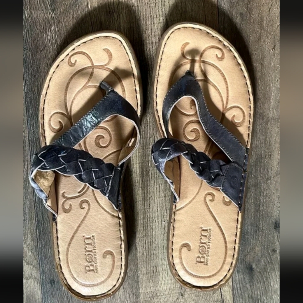 BORN Gray Braided Genuine Leather Strap Thong Sandals Comfort Shoes Women Size 8